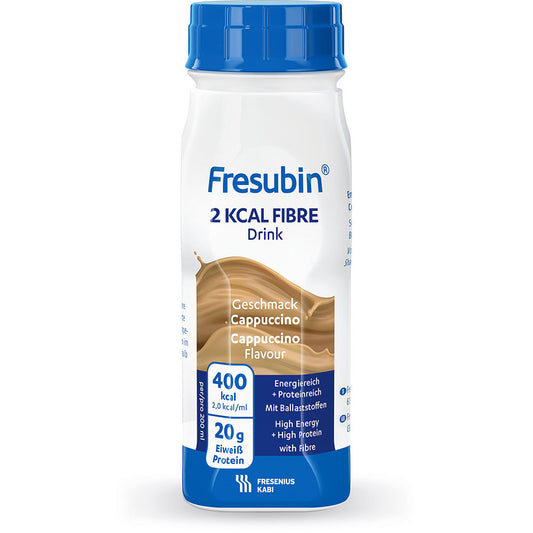 200 ml weiße Kunststoffflasche Fresubin 2 kcal Fibre Drink von Fresenius Kabi Deutschland GmbH, Geschmacksrichtung Cappuccino, mit blauem Verschluss/Etikett. Auf dem Etikett stehen 400 kcal, 20 g Eiweiß, hoher Energie- und hoher Ballaststoffgehalt.