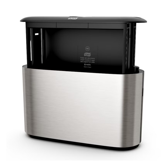 Wir präsentieren den Tork Xpress® 460005 Tischspender, einen stilvollen automatischen Spender aus Edelstahl mit modernem Design, ideal für Multifold-Handtücher. Dieses Produkt von TORK – Essity Professional Hygiene Germany GmbH verfügt über ein schwarzes Oberteil mit einem sichtbaren Sensor in der Mitte und seitlichen Öffnungen für eine einfache Handtuchausgabe.