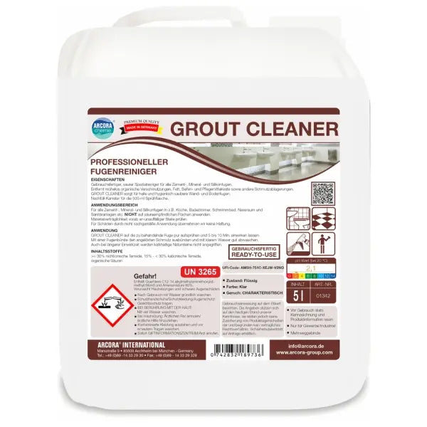 Ein weißer 5-Liter-Behälter mit der Aufschrift "Arcora GROUT CLEANER FUGEN- UND FLIESENREINIGER" der Arcora International GmbH trägt auf der Vorderseite Anweisungen, Sicherheitswarnungen, Gefahrensymbole und Produktinformationen in Deutsch und Englisch.