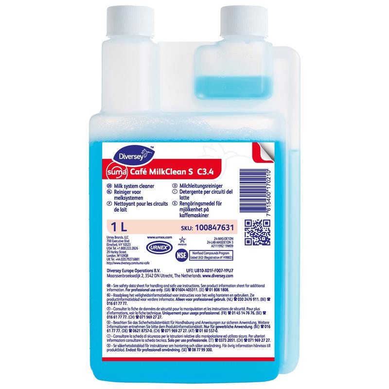 Jedna 1litrová láhev čističe mléčných systémů Suma Café MilkClean S C3.4 od Diversey Deutschland GmbH & Co. OHG, s modrou tekutinou a bílomodrou etiketou s pokyny k použití, informacemi o produktu a certifikacemi pro čištění kávovarů.