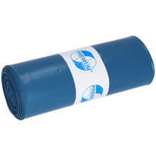 Ein dicht gerollter blauer Kunststoffsack der EMIL DEISS KG (GmbH + Co.) mit der Aufschrift "PREMIUM" und einem Recycling-Symbol. Die DEISS Müllsäcke 575x1000x0,01 mm aus LDPE 70 l eignen sich hervorragend für eine effiziente und umweltfreundliche Abfallentsorgung. Einfarbig weißer Hintergrund.