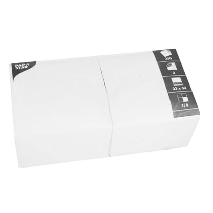 Balení PAPSTAR 250 ubrousků, 3-vrstvé 1/4-skládání (33 x 33 cm) od PAPSTAR GmbH - ideální pro profesionální nebo domácí použití, s čtvrtinově složenými bílými ubrousky v hygienickém balení.