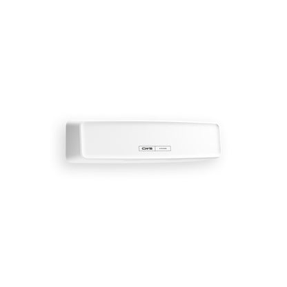 CWS PureLine AirBar | Balení (1 kus) je bílé, obdélníkové, nástěnné zařízení značky "CWS", které bylo navrženo pro hygienický vzduch v místnosti. Perfektní pro prostory, které vyžadují spolehlivé čištění vzduchu. Jednoduché bílé pozadí.