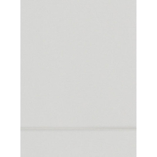 Eine glatte, hellgraue Oberfläche mit einer schwachen horizontalen Linie ähnelt dem Duni GmbH Dispenser-Service 24x30 cm, weiß (Packung mit 300 Servietten; 36 Rollen à 300 St.), der eine einheitliche Struktur aufweist und ca. 24 x 30 cm groß ist.