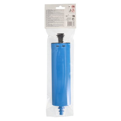 PAPSTAR pumpa na balónky (26x6 cm, barevně tříděná) od PAPSTAR GmbH je dodávána v průhledném plastovém obalu, který má nahoře bílé štítky s textem a bezpečnostními symboly. Tryska je viditelná ve spodní části. Sáček s 1 kusem.
