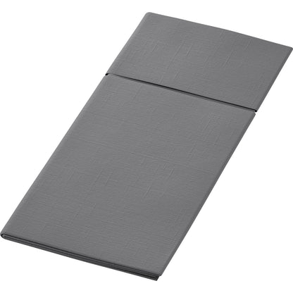 Na bílém pozadí je zobrazen složený, obdélníkový, šedý Duniletto 480 x 400 mm od Duni GmbH, který má jemný strukturovaný vzor a spojuje formu a eleganci vysoce kvalitního stolního doplňku.