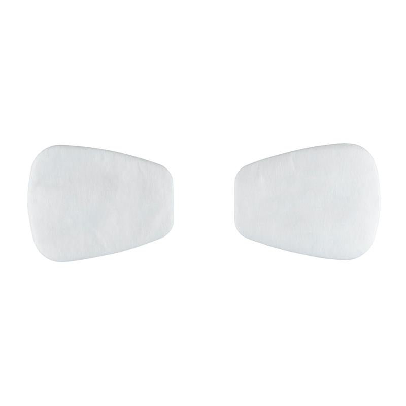 Dva bílé, lichoběžníkové 3M™ částicové filtry 5925, P2 od 3M Deutschland GmbH jsou vedle sebe na jednobarevném bílém pozadí - ideální pro ochranu před prachem. Balení obsahuje 10 párů/balení (1 kus).