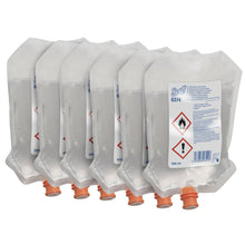 Sechs transparente 400 ml Scott® Reiniger für Toilettensitze und andere Oberflächen Spenderbeutel von Kimberly-Clark GmbH, jeweils mit orangefarbener Kappe und sicherheitsgekennzeichnetem weißem Aufkleber, sind übersichtlich in einem Karton mit 6 Beuteln angeordnet.