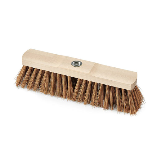 Průmyslové smetáčky Nölle Profi Brush o délce 30 cm z poly-kokosového vlákna se závitem pro uchycení na rukojeť od společnosti Nölle Profi Brush Bürsten- & Pinseltechnik e.K. mají tuhé hnědé štětiny a centrální otvor se závitem pro uchycení na rukojeť; na obrázku jsou znázorněny na bílém pozadí.