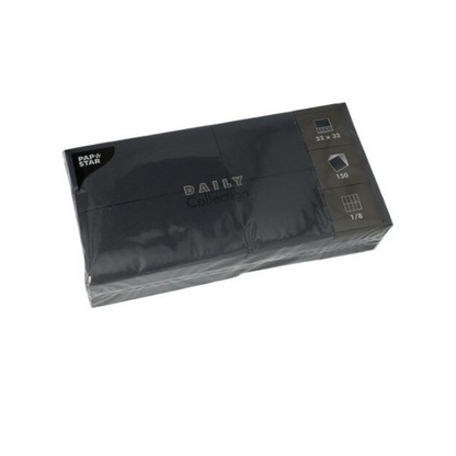 Elegantní černý balíček PAPSTAR ubrousků „DAILY Collection“ od PAPSTAR GmbH je ideální pro vaši stolní dekoraci. Se 150 ubrousky v praktickém formátu 32 x 32 cm a elegantním 1/8-skladem nabízejí jak styl, tak udržitelný komfort pro každou příležitost.