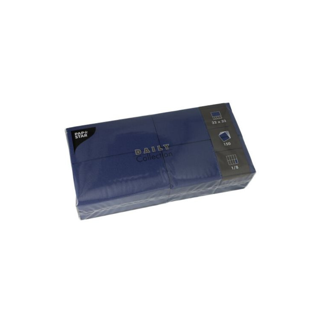 Zobrazeno je balení modrých papírových ubrousků z „DAILY Collection“ od PAPSTAR GmbH. Balení je ideální pro stolní dekoraci a je opatřeno symboly, které uvádějí rozměry (32 x 32 cm), množství (150 kusů) a typ skládání (1/8). Těšte se na ubrousky osvědčené značky PAPSTAR GmbH.