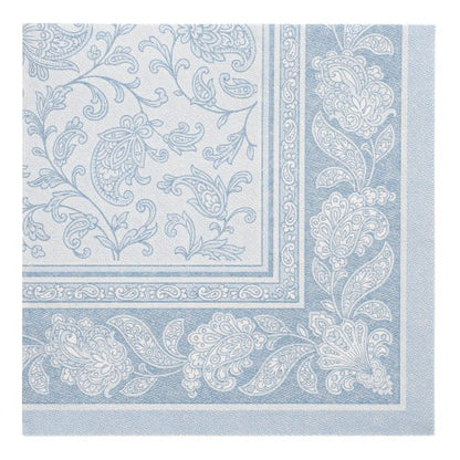 PAPSTAR 50 ubrousků "ROYAL Collection" (40 x 40 cm, modrá) od PAPSTAR GmbH zaujmou propracovaným modro-bílým paisley a květinovým vzorem s dekorativním lemem, který dodává každému prostřenému stolu eleganci.