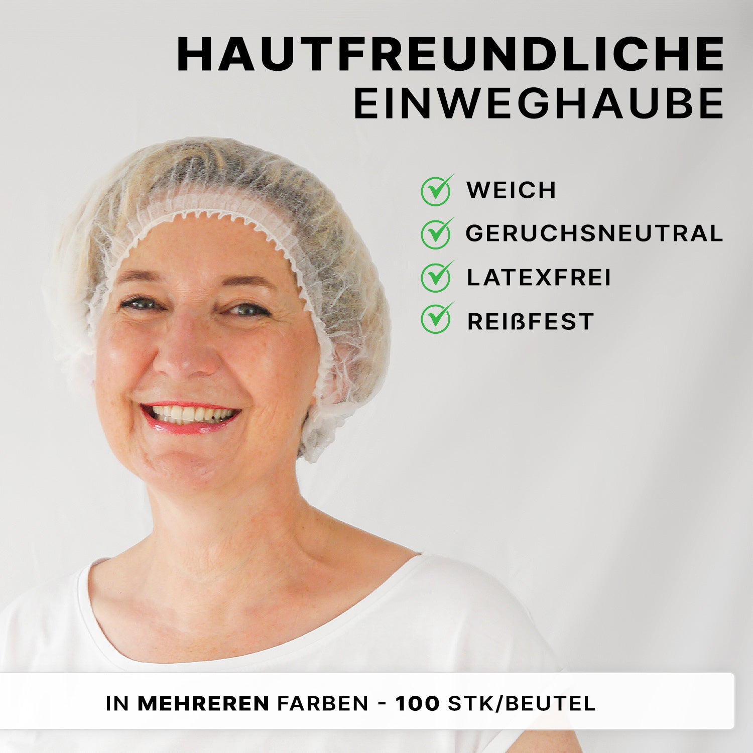 Lächelnde ältere Frau trägt ARNOMED COVER PP-KLIPPHAUBE XL (55cm, ARNOWA GmbH), einen weichen, geruchsneutralen, latexfreien, reißfesten Einweg-Haarschutz aus Hygiene-PP-Vlies. Erhältlich in verschiedenen Farben. 100 Stück pro Beutel.