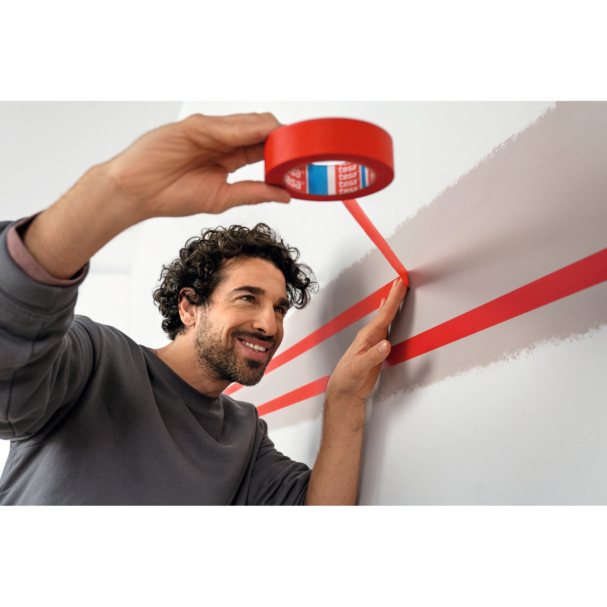 tesa Excellent Malerband, rot – Anwendung