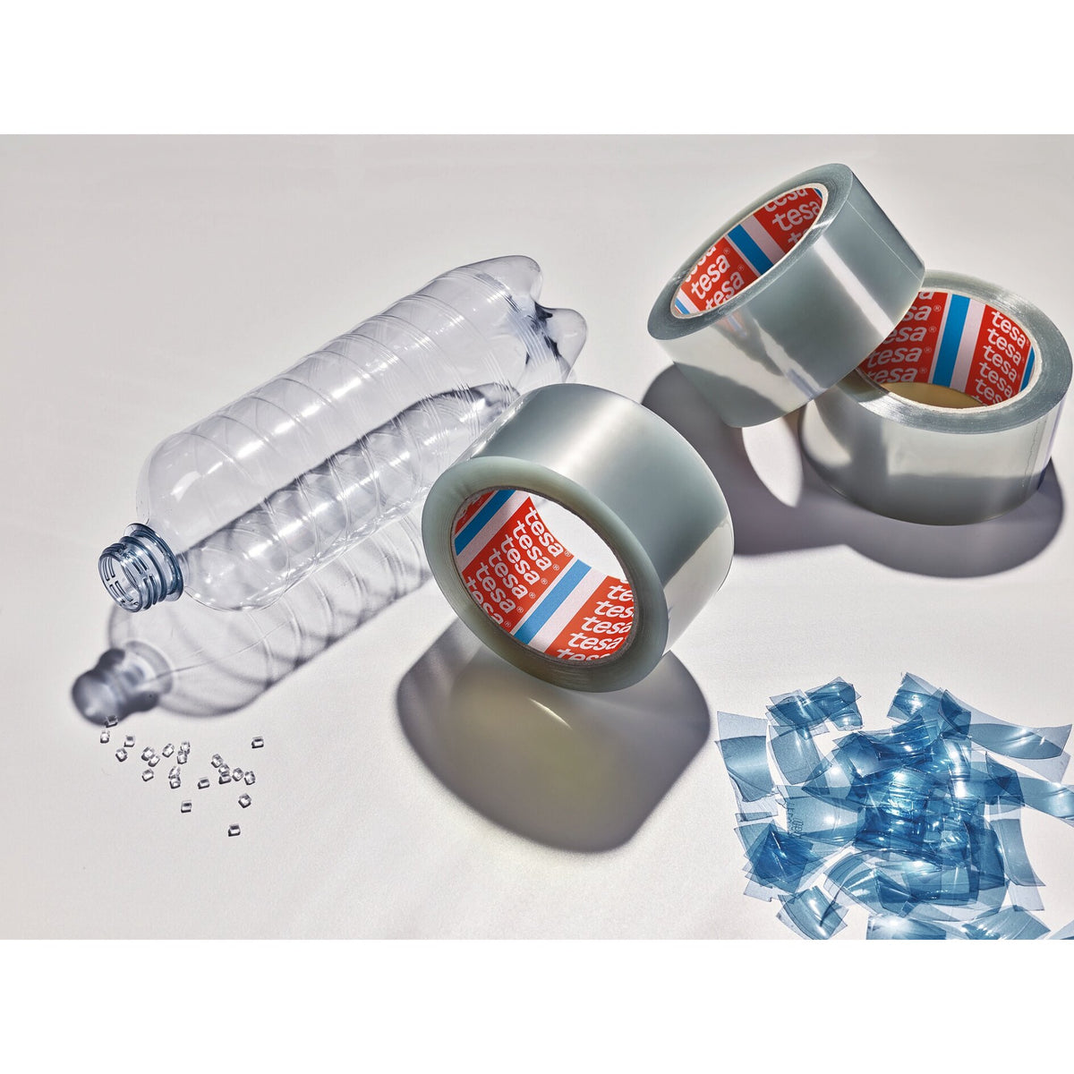 tesapack ULTRA STRONG RECYCLED, 66 m x 50 mm – Anwendung