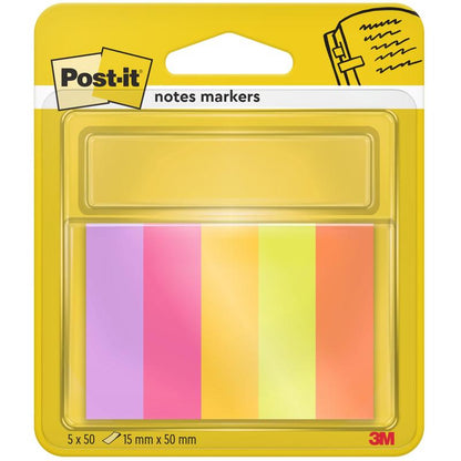 Záložka Post-it® Page Marker od společnosti 3M Deutschland GmbH obsahuje pět bloků (fialová, růžová, oranžová, žlutá, zelená), každý 15 mm x 50 mm s 50 listy na blok a je vyrobena ze 100% PEFC certifikovaného materiálu.