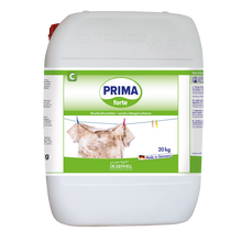 Ein weißer 20-kg-Behälter von Dr. Schnell PRIMA FORTE der DR.SCHNELL GmbH & Co. KGaA, mit einem grün-weißen Etikett, auf dem ein schmutziges Hemd auf einer Wäscheleine abgebildet ist. Ideal für die professionelle Reinigung; entfernt hartnäckige Flecken. Auf dem Etikett steht "Made in Germany".