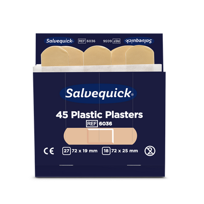 Krabička Orkla Wound Care AB plastových náplastí, 45 kusů/náplň (6 balení), se čtyřmi béžovými náplastmi. Balení nabízí dvě flexibilní velikosti pro péči o rány: 27 x 72 × 19 mm a 18 x 72 × 25 mm.