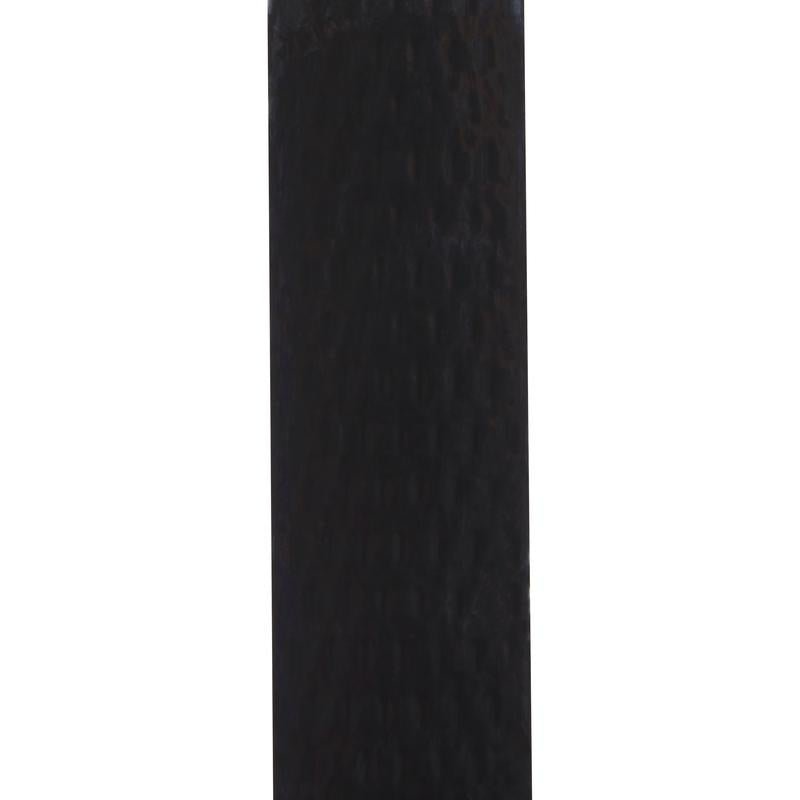 Lepicí páska Scotch® Extremium™ Universal (3 m x 19 mm) od společnosti 3M Deutschland GmbH s vysokým, obdélníkovým černým strukturálním designem stojí uprostřed na jednobarevném bílém pozadí.