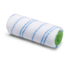 Die Nölle Profi Brush Malerwalze Nylon 18 cm, Ø 48 mm, 6 mm Florhöhe von Nölle Profi Brush Bürsten- & Pinseltechnik e.K. ist auf weißem Grund mit blauen Streifen und grünem Kern abgebildet, konzipiert für beste Farbergebnisse.