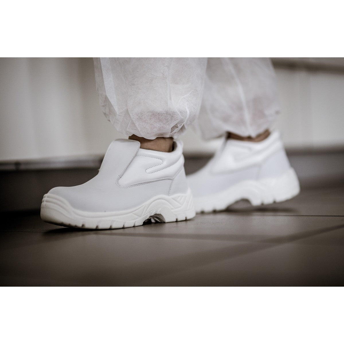 NITRAS CLEAN STEP MID SL, bezpečnostní pantofle S2, bílé