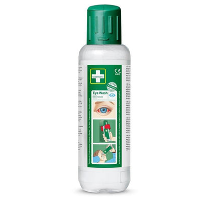 Bílá plastová láhev se zeleným uzávěrem a nápisem "Cederroth oční výplach 2 x 500 ml, balení po 2" od Orkla Wound Care AB. Etiketa obsahuje ilustrované oko, pokyny, informace o produktu a certifikaci pro rychlou reakci na oční nehody.