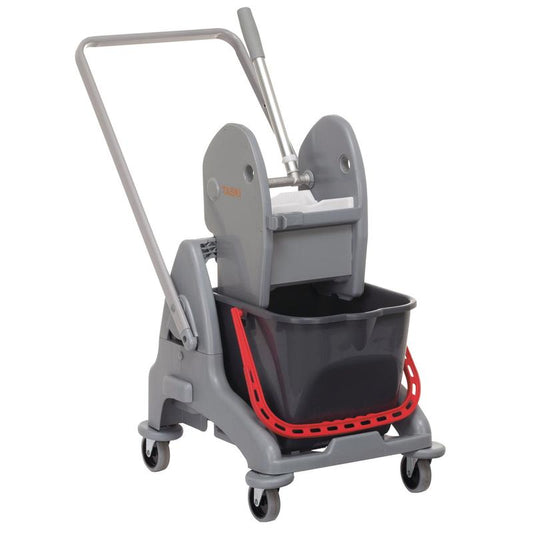 Das TASKI Duo Mop Eineimer-System (15L, rot) von Diversey Deutschland GmbH & Co. OHG verfügt über Fahrgestell, Deichsel und Presse - ideal für professionelle Reinigung und harte gewerbliche Einsätze. Packung: 1 Stück.