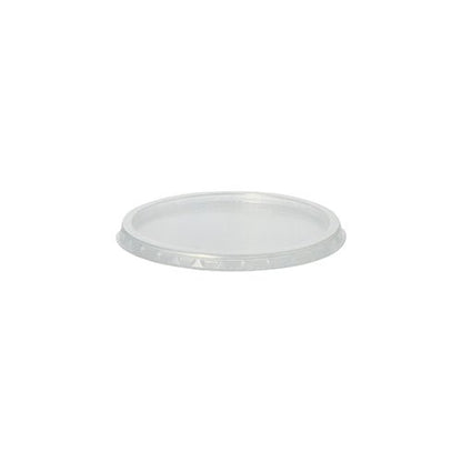 Víčko Starpak 100 pro obalové kelímky je průhledné, ploché PP víčko (Ø 10,1 cm · 0,8 cm) se zvýšeným okrajem pro kulaté nádoby, zobrazené v šikmém bočním pohledu na bílém pozadí. Balení obsahuje 100 kusů.