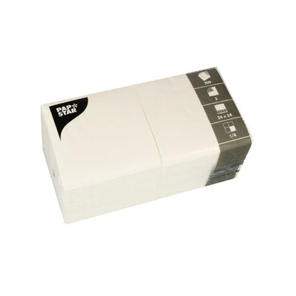 Stoh PAPSTAR 200 ubrousků, 3-vrstvé, 1/4-skládané, 24x24 cm od PAPSTAR GmbH, s informacemi o produktu, jako je velikost ubrousků a množství na obalu.