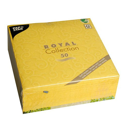 Zapečetěné balení PAPSTAR 50 ubrousků "ROYAL Collection" 1/4-skládání 40 x 40 cm v žluté barvě od PAPSTAR GmbH, s logem Papstar vlevo nahoře a zeleným certifikačním symbolem vpravo nahoře.