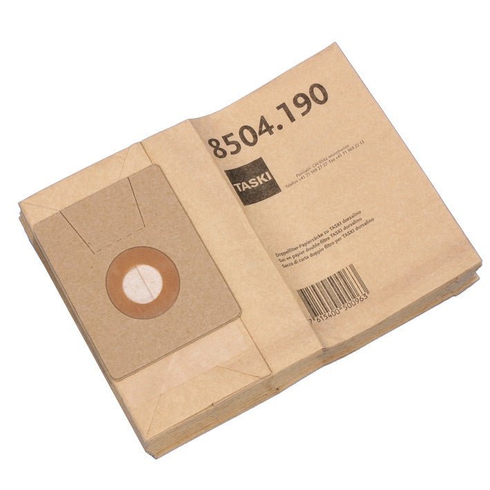 Zobrazen je stoh dvojitých filtračních papírových sáčků dorsalino vakuových pytlů (karton, 10 balení) pro TASKI dorsalino od Diversey Deutschland GmbH & Co. OHG; sáček má kartonový límec s kulatým otvorem a produktové číslo 8504.190.
