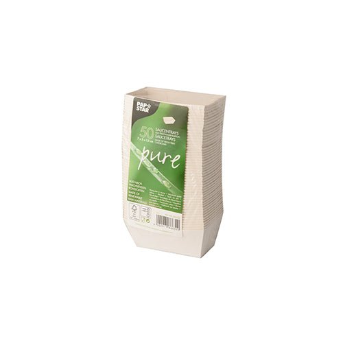 Balení s 50 bílými PAPSTAR „pure“ Saucentrays (3,5x3 cm), ideální pro občerstvení, z ekologického kartonu, ve smršťovací fólii od PAPSTAR GmbH - perfektní pro použití v gastronomii.