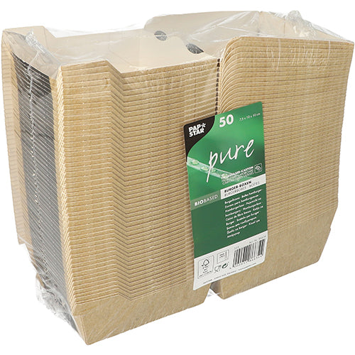 Stoh 50 obdélníkových hnědých PAPSTAR "pure" burgerových krabic od PAPSTAR GmbH, ideální pro udržitelné balení, je zabalen v čirém plastu se zelenou etiketou s informacemi o produktu a recyklaci.