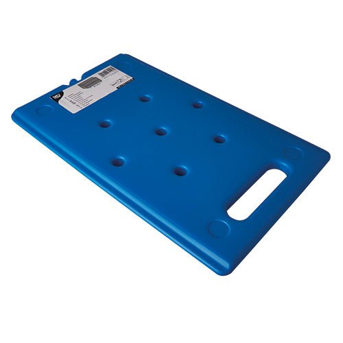 Starpak Chladicí vložka Gastro-Norm 1/1 (53 x 32,5 x 2,5 cm, modrá) je obdélníková modrá chladicí vložka se zaoblenými rohy, nosnou rukojetí, povrchovými prohlubněmi a čárovým kódem - ideální pro použití v gastronomii. Balení: 1 kus.