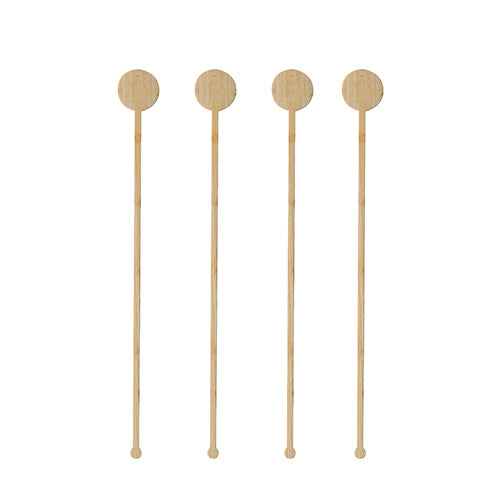 Čtyři PAPSTAR 100 bambusových míchadel na nápoje „pure“ značky PAPSTAR GmbH s kulatými, plochými hlavami jsou vertikálně uspořádány v řadě před bílým pozadím.