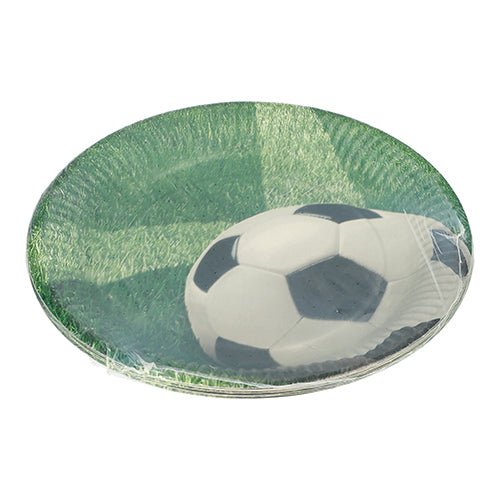 Talíře PAPSTAR 10 ks, papírový kulatý Ø 23 cm od PAPSTAR GmbH s fotbalovým designem na trávě jsou perfektní pro večírky a akce a jsou baleny v průhledné plastové fólii.
