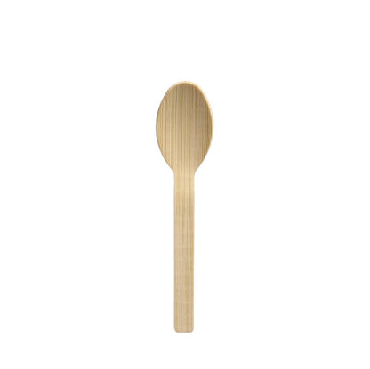 Jediná PAPSTAR kávová lžička z bambusu "pure", 11 cm, s oblou miskou a plochou rukojetí stojí uprostřed na bílém pozadí a ukazuje svůj ekologický design; Balení: Skládací krabička s 50 kusy, od PAPSTAR GmbH.