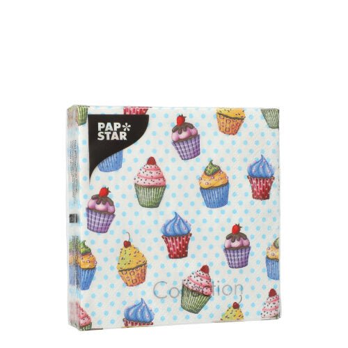 Čtvercové balení s 20 PAPSTAR ubrousky společnosti PAPSTAR GmbH, 3-vrstvé, 25 x 25 cm, s světle modrým puntíkovaným pozadím s barevnými motivy cupcakes a černou etiketou „PAP STAR“ v levém horním rohu.