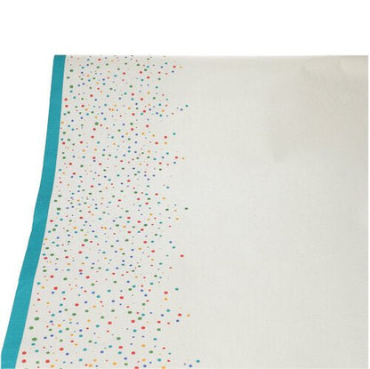 Papírový ubrus PAPSTAR (3 m x 1,2 m) od PAPSTAR GmbH je bílý, má tyrkysový okraj a barevně tečkovaný vzor na jednom okraji. Prezentován na bílém pozadí.