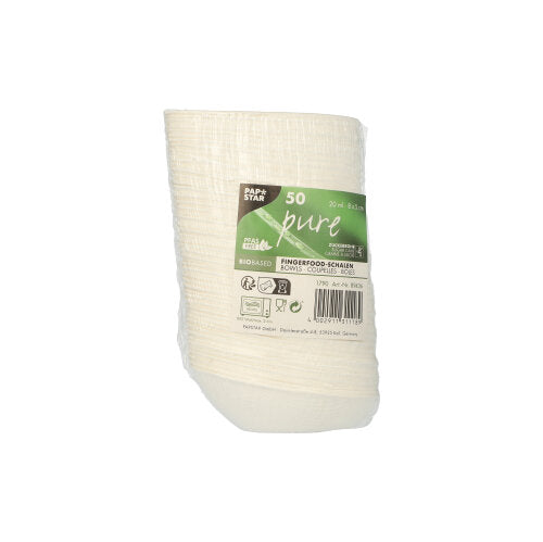 50 weiße Fingerfood-Schalen aus Zuckerrohr „pure“ von PAPSTAR GmbH, verpackt in Plastik mit grün-weißem Label und Eco-Symbolen – die nachhaltige Alternative für umweltbewusste Genießer.