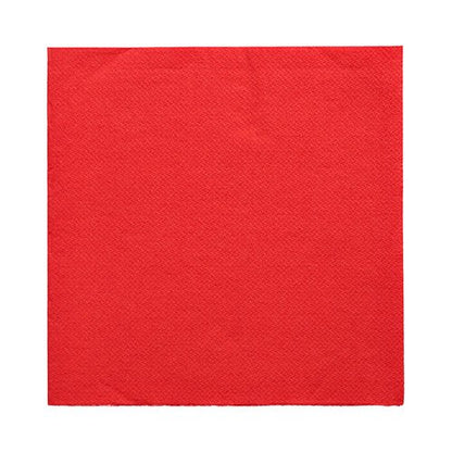 Červený PAPSTAR 1/4-skládání ubrousek (32x32 cm) z „DAILY Collection“ od PAPSTAR GmbH je vyobrazen na bílém podkladu a má decentní strukturu – ideální pro moderní stolní dekoraci.