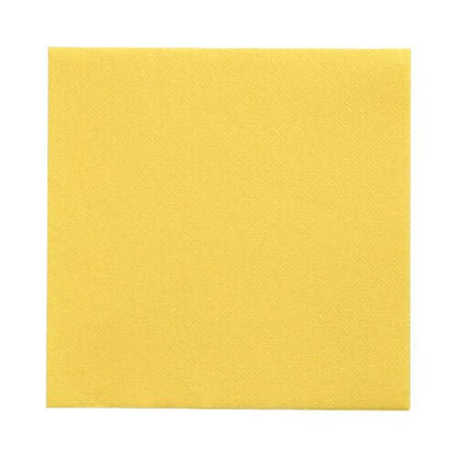 PAPSTAR 150 ubrousků „DAILY Collection“ 1/4-skládání ubrousek (32 x 32 cm) od PAPSTAR GmbH je prezentován naplocho a nerozložený, žlutý a čtvercový, na bílém pozadí s viditelnou povrchovou strukturou.