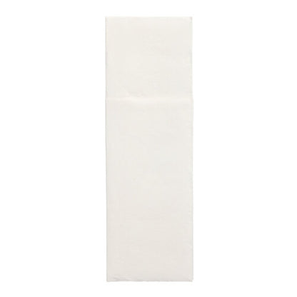 Na jednoduchém bílém pozadí je zobrazen jeden rozložený ubrousek „DAILY Collection“ 48 x 30 cm s kapsou na příbory od společnosti PAPSTAR GmbH z 50kusového balení.