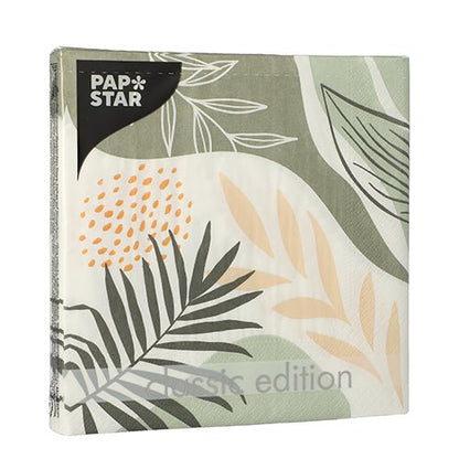 Balení PAPSTAR 20 ubrousků, 33 cm x 33 cm, třívrstvé, z Design Setu 6 PAPSTAR GmbH, s botanickým zeleným, béžovým a krémovým listem a abstraktním vzorem na obalu.