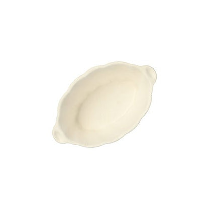 Malé, oválné, krémové PAPSTAR misky na fingerfood z cukrové třtiny "Wave" (3x9,5x6 cm) od PAPSTAR GmbH s vlnitým okrajem a dvěma úchyty jsou zobrazeny na bílém pozadí. 50 kusů na balení.