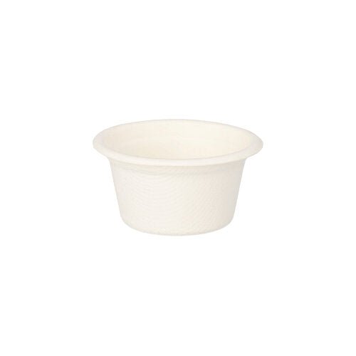 Misky na dresink z cukrové třtiny "pure" Ø 6 cm, bílé (sada 12 kusů) od PAPSTAR GmbH jsou šetrné k životnímu prostředí, biologicky odbouratelné a izolované jako bílé papírové misky na bílém pozadí.