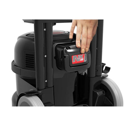 Numatic bateriový vysavač PBT230NX/1, černý, sada příslušenství AS56(2.2P) | Balení (1 kus)