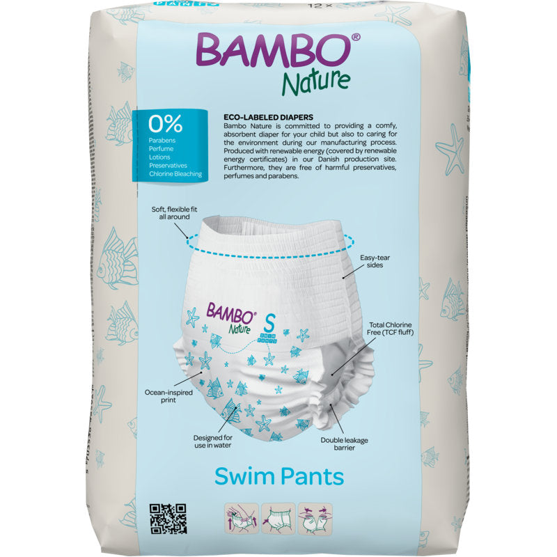 Balení 12 kusů plenek na plavání Bambo Nature, vel. S (7-12 kg) od společnosti Abena Re-Seller GmbH má bílo-modré balení s motivem plenkových plavek a zdůrazňuje ekologické složení s 0 % parabenů, lotionu a parfému. Vhodné pro děti s váhou 7-12 kg.
