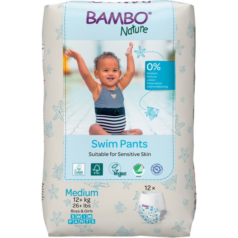 Balení plaveckých plenek Bambo Nature vel. M (12+ kg) od Abena Re-Seller GmbH obsahuje 12 plaveckých kalhotek. Jemné, veganské, bez parfémů a krémů - ideální pro citlivou pokožku.