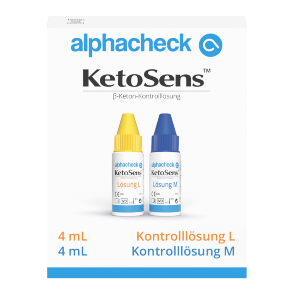 Obrázek produktu Alphacheck KetoSens β-ketonového kontrolního roztoku L+M | Balení (2 lahvičky) od Berger Med GmbH pro keto měřicí přístroje. Obrázek zobrazuje bílou krabičku s modrým a žlutým textem. V krabičce se nacházejí dvě malé lahvičky s barevnými uzávěry, jedna žlutá (roztok L) a jedna modrá (kontrolní roztok M). Objem je uveden jako 4 ml.